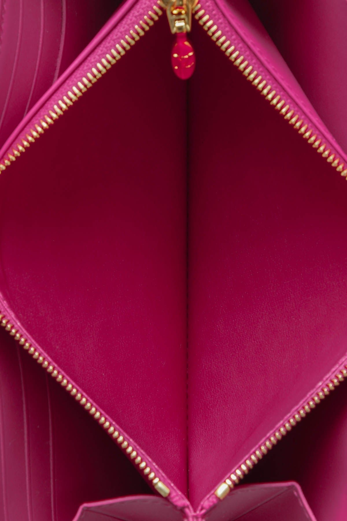 Vernis Valentine's Day Zippy Wallet - Fuchsia Pink - Image 5